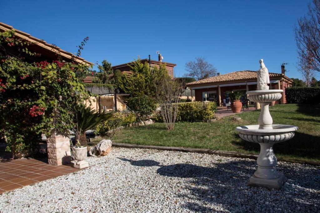 Casa Bella Con Piscina Vila Caldes De Montbui Exterior foto